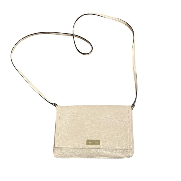 kate spade Handbags - Kate Spade New York Pebbled Leather Crossbody Bag in Eggshell Rose Color